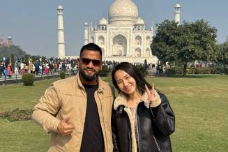 Sunrise Taj Mahal Tour from Delhi by Car